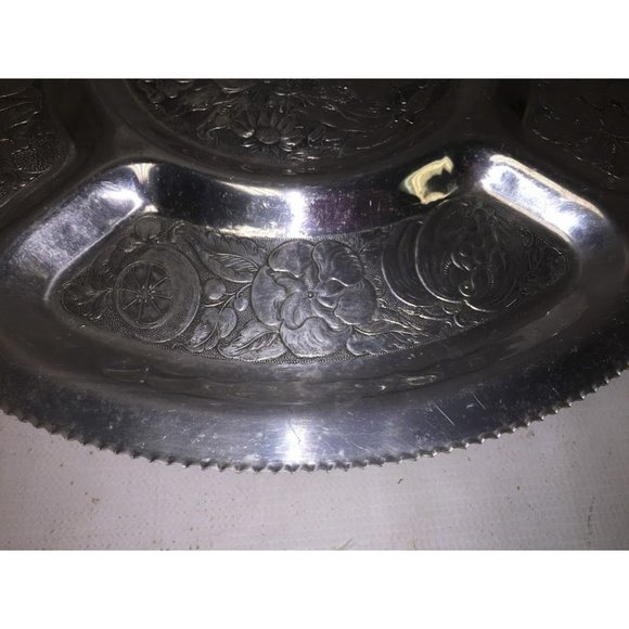 Silver serving tray that spins- many details etched in each segment - very nice - Picture 3 of 7